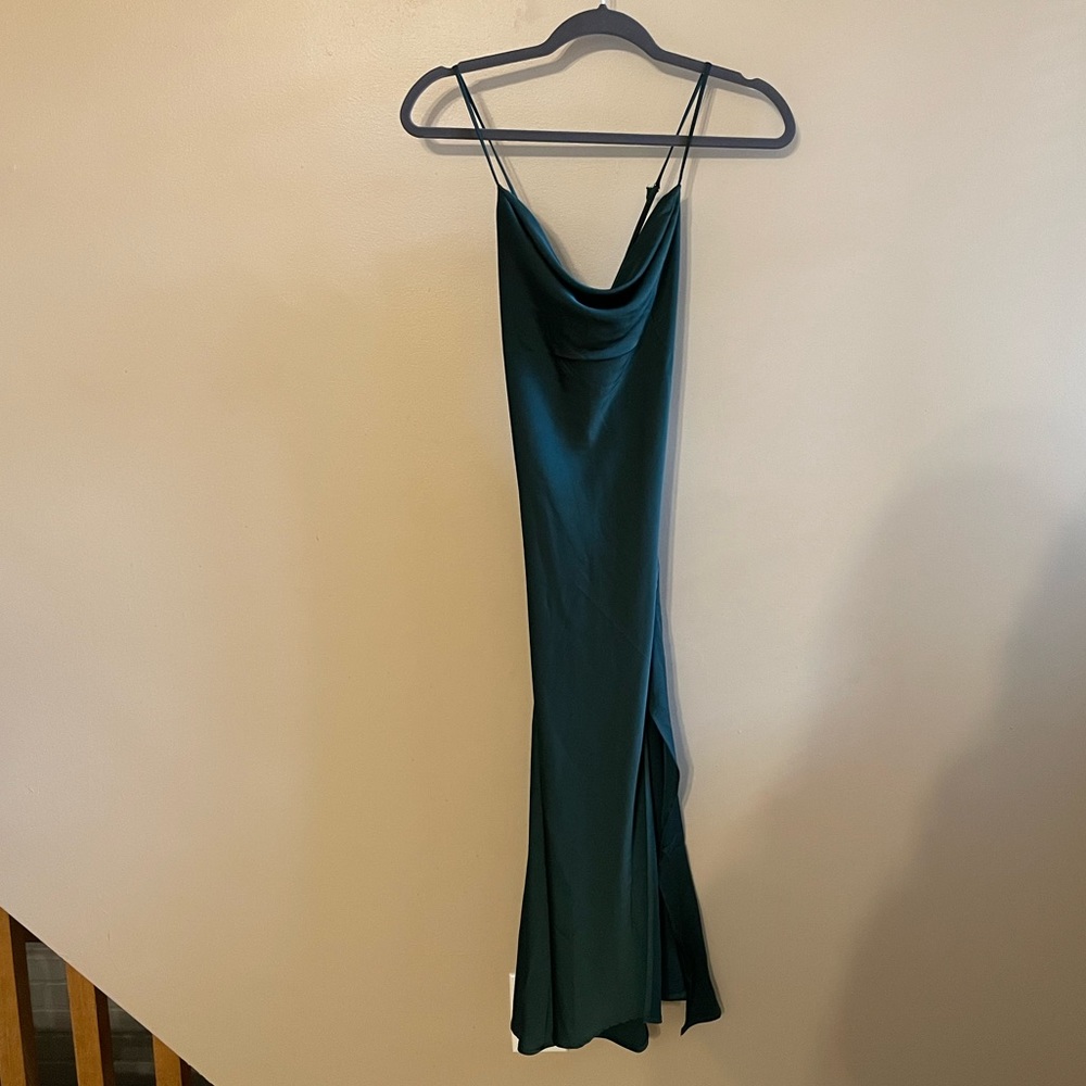 ASTR Gaia Midi Dress
